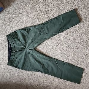 Banana Republic Sloan petite pant size 8 green